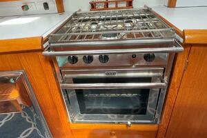 Sea Bear 45ft Jeanneau Yacht For Sale