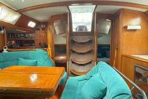 1998 Jeanneau 45.2 thumbnail 43