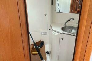 Sea Bear 45ft Jeanneau Yacht For Sale