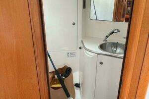 1998 Jeanneau 45.2 thumbnail 55
