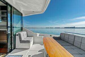 2016 Tiara Yachts 50 Flybridge thumbnail 38