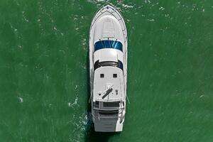 2016 Tiara Yachts 50 Flybridge thumbnail 83