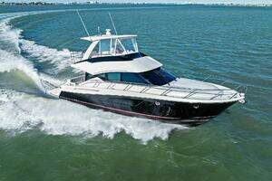 2016 Tiara Yachts 50 Flybridge thumbnail 75