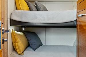 2016 Tiara Yachts 50 Flybridge - Stateroom