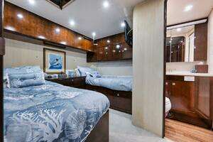 2005 Ocean 73 Super Sport thumbnail 13