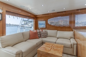 2003 Hatteras 54 Convertible thumbnail 6
