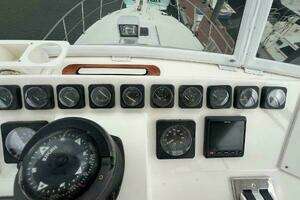 1998 Hyatt 51 Aft Cabin MY thumbnail 29