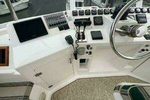 1998 Hyatt 51 Aft Cabin MY thumbnail 28