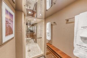 2021 Viking 92 Skybridge