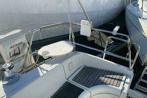 2001 Beneteau Oceanis 361 thumbnail 15