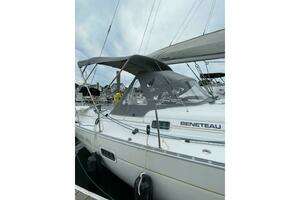 2001 Beneteau Oceanis 361 thumbnail 25