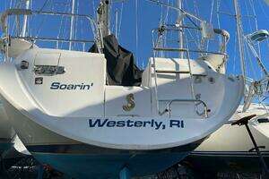 2001 Beneteau Oceanis 361 thumbnail 22