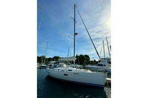2001 Beneteau Oceanis 361 thumbnail 26