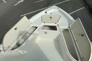 21ft NauticStar Yacht For Sale