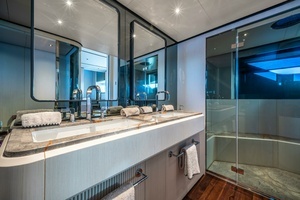 2025 Ferretti Yachts Ferretti 940 thumbnail 16