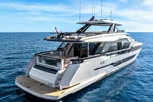 2025 Ferretti Yachts Ferretti 940 thumbnail 2
