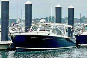 2007 MJM 34z Hard Top Express thumbnail 3