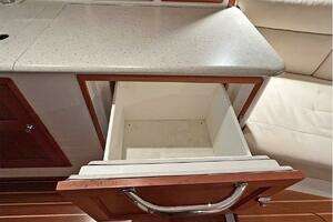 2007 MJM 34z Hard Top Express thumbnail 20