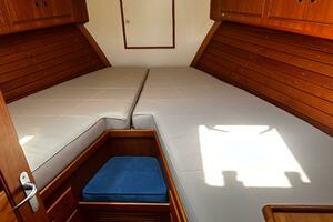 BOOTLEGGER 38ft Grand Banks Yacht For Sale