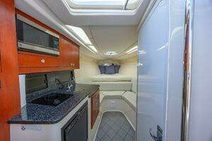 2010 Concept 4400 Sport Yacht thumbnail 25