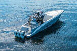 2010 Concept 4400 Sport Yacht thumbnail 8