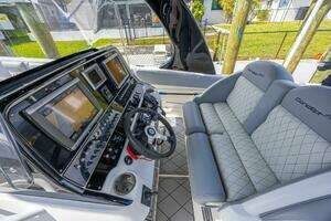 2010 Concept 4400 Sport Yacht thumbnail 47