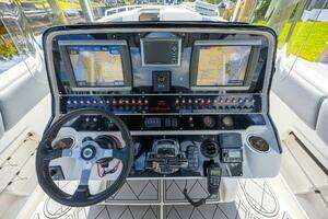 2010 Concept 4400 Sport Yacht thumbnail 50