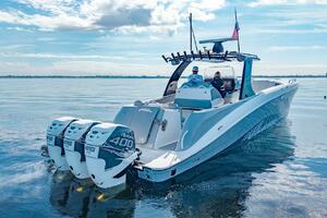 Photo 5919304 for 2010 Concept 4400 Sport Yacht  