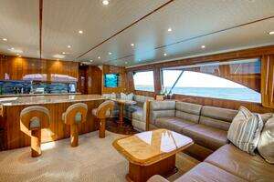 2015 Viking 70 Convertible thumbnail 4