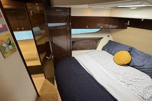 Forward VIP Centerline Queen