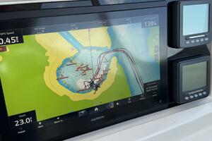 Flybridge Equipment & Navigation