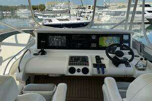 2007 Marquis 55 thumbnail 12