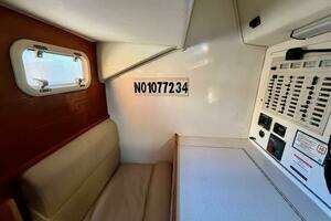 1999 Caliber 40 LRC thumbnail 35
