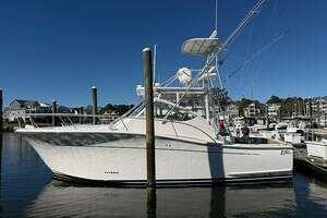 2011 Luhrs 37 IPS Canyon Series thumbnail 1