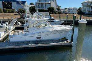 2011 Luhrs 37 IPS Canyon Series thumbnail 3