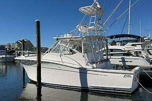 2011 Luhrs 37 IPS Canyon Series thumbnail 2