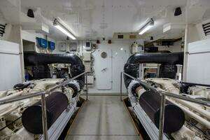 2001 Ferretti Yachts 94 Raised Pilothouse thumbnail 48