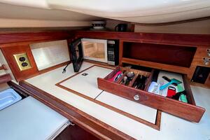 Offline 32ft Island Packet Yacht For Sale