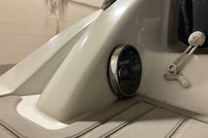 26ft Crownline Yacht For Sale