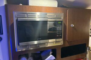 26ft Crownline Yacht For Sale