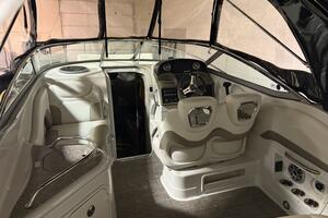 26ft Crownline Yacht For Sale