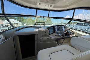 2007 Sea Ray 380 DA thumbnail 20