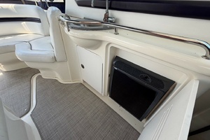 2007 Sea Ray 380 DA thumbnail 24