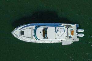 2025 Tiara Yachts 43 LE thumbnail 62