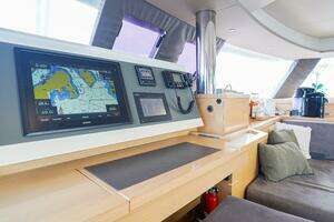 2017 Fountaine Pajot Victoria 67 thumbnail 37