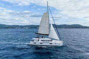 2017 Fountaine Pajot Victoria 67 thumbnail 2