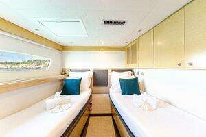 2017 Fountaine Pajot Victoria 67 thumbnail 60