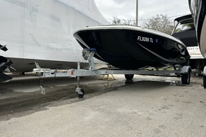 17ft Bayliner Yacht For Sale
