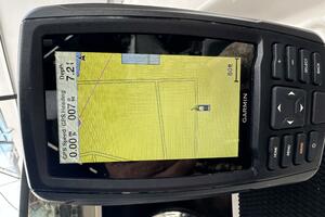 17ft Bayliner Yacht For Sale