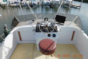 EAGLES NEST 32ft Whiticar Yacht For Sale
